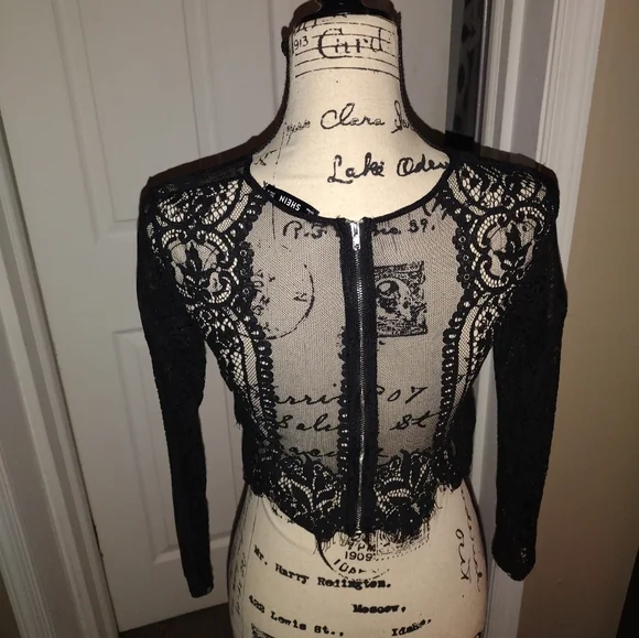 Lace crop top size S - Picture 3 of 5